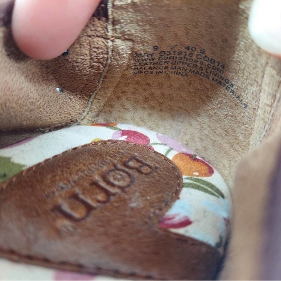 Born Womens Brown Leather Polka Dot Cutout Round Toe Slip On Ballet Flats Size 9 - Picture 4 of 5